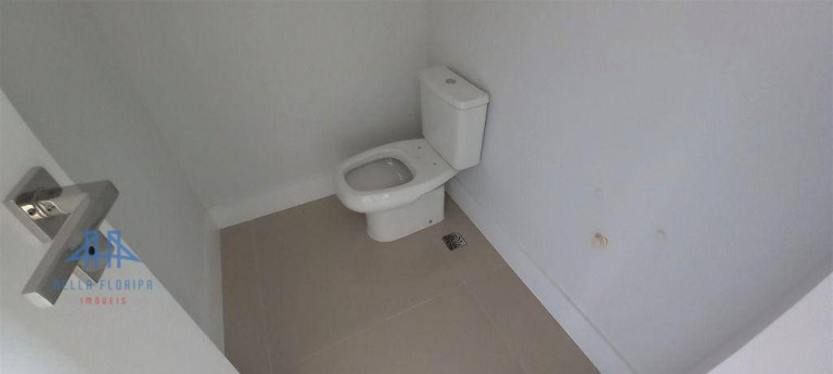 Imagem Apartamento com 3 Quartos à Venda, 123 m² em Agronômica - Florianópolis Imagem Apartamento com 3 Quartos à Venda, 123 m² em Agronômica - Florianópolis