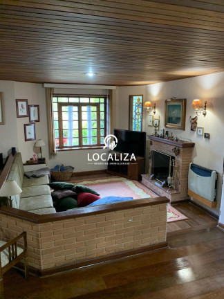 Imagem Casa com 3 Quartos à Venda, 235 m² em Vila Inglesa - Campos Do Jordão Imagem Casa com 3 Quartos à Venda, 235 m² em Vila Inglesa - Campos Do Jordão