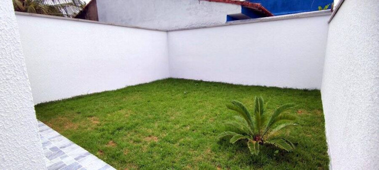 Imagem Sobrado com 3 Quartos à Venda, 150 m² em Jardim Ribamar - Peruíbe Imagem Sobrado com 3 Quartos à Venda, 150 m² em Jardim Ribamar - Peruíbe