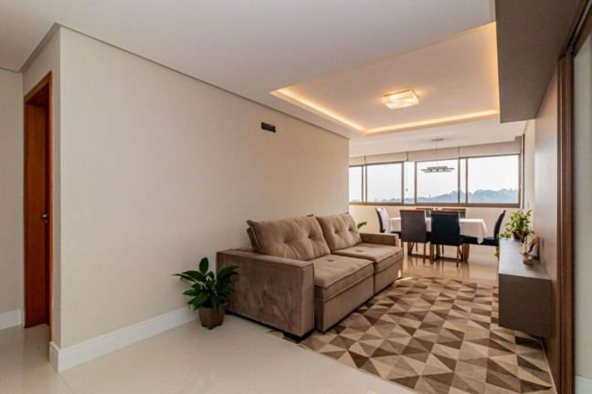 Imagem Imóvel com 2 Quartos à Venda, 75 m² em Petrópolis - Porto Alegre