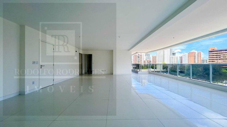 Imagem Apartamento com 5 Quartos à Venda, 271 m² Imagem Apartamento com 5 Quartos à Venda, 271 m²
