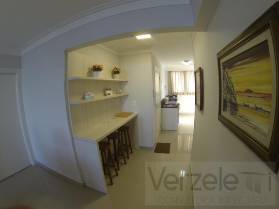 Imagem Apartamento com 4 Quartos para Temporada, 180 m² em Centro - Balneário Camboriú Imagem Apartamento com 4 Quartos para Temporada, 180 m² em Centro - Balneário Camboriú