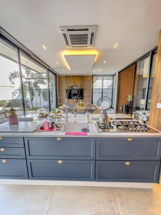 Casa de Condomínio com 3 Quartos à Venda, 263 m² em Jardim Itália - Cuiabá