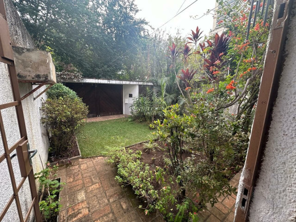 Casa com 3 Quartos à Venda, 252 m² em Sumaré - São Paulo