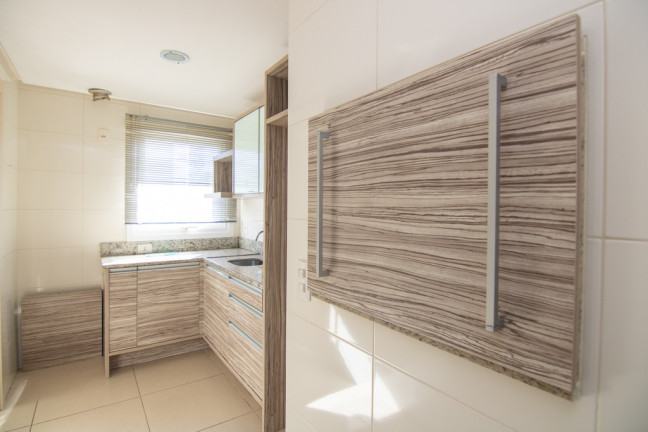 Imagem Apartamento com 3 Quartos à Venda, 123 m² em Petrópolis - Porto Alegre