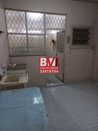 Imagem Casa com 5 Quartos à Venda, 250 m² em Vila Kosmos - Rio De Janeiro Imagem Casa com 5 Quartos à Venda, 250 m² em Vila Kosmos - Rio De Janeiro