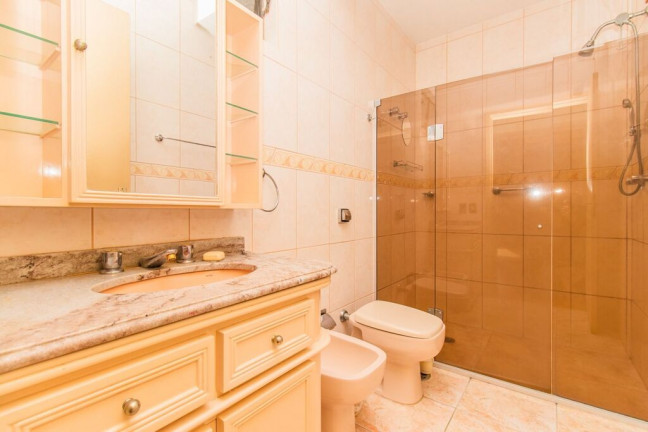 Imagem Apartamento com 3 Quartos à Venda, 141 m² em Menino Deus - Porto Alegre