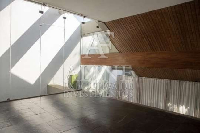 Imagem Sobrado com 4 Quartos à Venda, 200 m² em Indianópolis - São Paulo Imagem Sobrado com 4 Quartos à Venda, 200 m² em Indianópolis - São Paulo