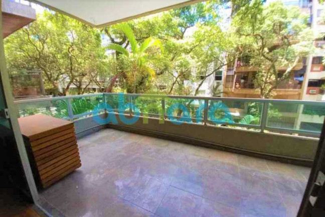 Imagem Apartamento com 4 Quartos à Venda, 170 m² em Ipanema - Rio De Janeiro Imagem Apartamento com 4 Quartos à Venda, 170 m² em Ipanema - Rio De Janeiro