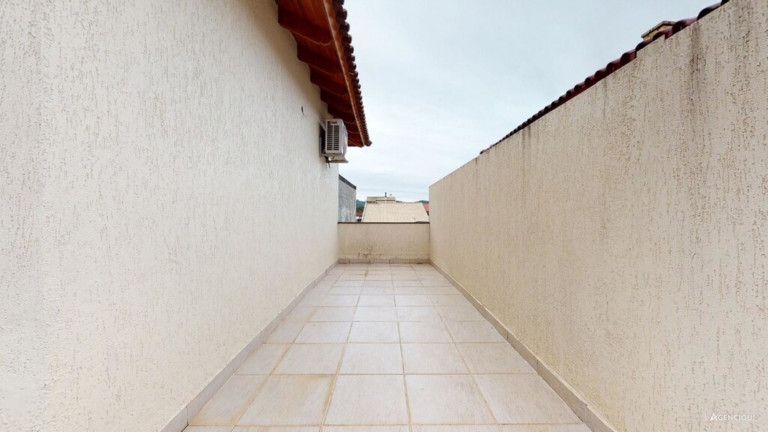 Imagem Imóvel com 3 Quartos à Venda, em Camaquã - Porto Alegre Imagem Imóvel com 3 Quartos à Venda, em Camaquã - Porto Alegre