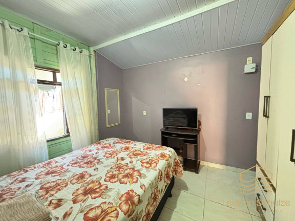 Imagem Casa com 3 Quartos à Venda, 360 m² em Salinas - Balneário Barra Do Sul Imagem Casa com 3 Quartos à Venda, 360 m² em Salinas - Balneário Barra Do Sul