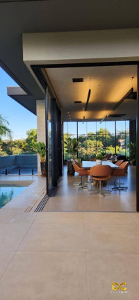 Imagem Casa de Condomínio com 4 Quartos à Venda, 370 m² em Ribeirão Do Lipa - Cuiabá