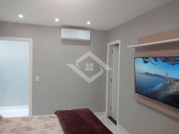 Imagem Casa com 3 Quartos à Venda, 220 m² em Paciência - Rio De Janeiro Imagem Casa com 3 Quartos à Venda, 220 m² em Paciência - Rio De Janeiro