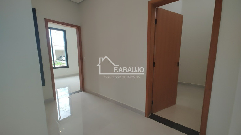 Imagem Imóvel com 3 Quartos à Venda,  em Cajuru Do Sul - Sorocaba