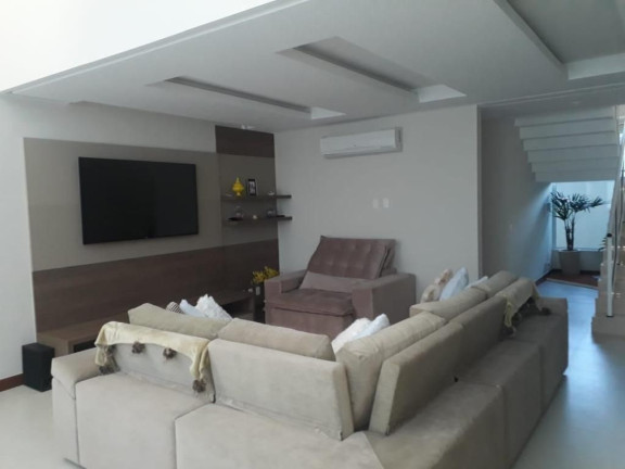Imagem Casa com 4 Quartos à Venda, 344 m² em Pimenteiras - Teresópolis