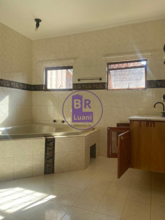Imagem Sobrado com 3 Quartos à Venda, 295 m² em Lima Azevedo - Londrina