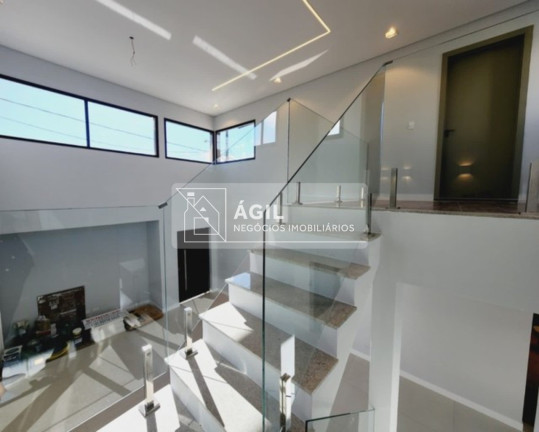 Imagem Casa com 3 Quartos à Venda, 300 m² em Condomínio Terras Do Vale - Caçapava Imagem Casa com 3 Quartos à Venda, 300 m² em Condomínio Terras Do Vale - Caçapava