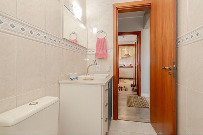 Imagem Imóvel com 3 Quartos à Venda, 125 m² em Jardim Planalto - Porto Alegre Imagem Imóvel com 3 Quartos à Venda, 125 m² em Jardim Planalto - Porto Alegre