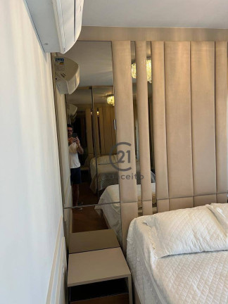 Imagem Apartamento com 2 Quartos à Venda, 75 m² em Centro - Florianópolis