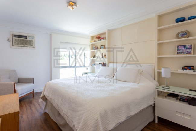 Imagem Imóvel com 3 Quartos à Venda, 586 m² em Morumbi - São Paulo Imagem Imóvel com 3 Quartos à Venda, 586 m² em Morumbi - São Paulo