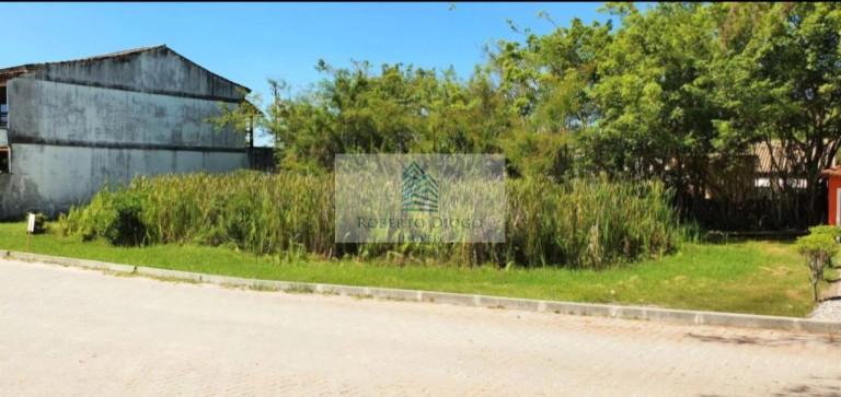 Terreno à Venda, 240 m² em Recreio Dos Bandeirantes - Rio De Janeiro
