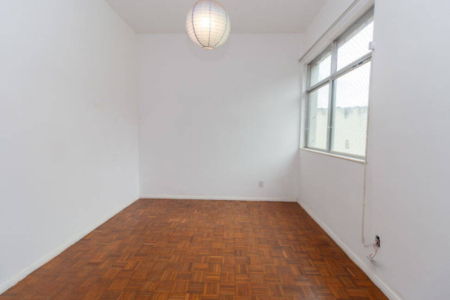 Imagem Apartamento com 3 Quartos à Venda, em Lagoa - Rio De Janeiro Imagem Apartamento com 3 Quartos à Venda, em Lagoa - Rio De Janeiro