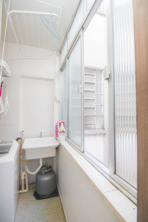 Imagem Imóvel com 3 Quartos à Venda, 111 m² em Petrópolis - Porto Alegre