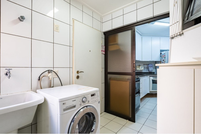 Imagem Apartamento com 3 Quartos à Venda, 120 m² em Moema - São Paulo