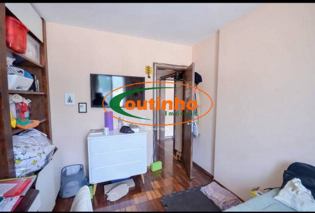Imagem Apartamento com 4 Quartos à Venda, 167 m² em Tijuca - Rio De Janeiro Imagem Apartamento com 4 Quartos à Venda, 167 m² em Tijuca - Rio De Janeiro