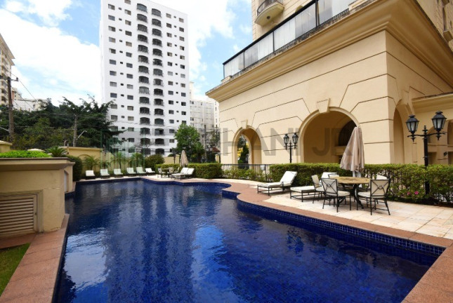 Imóvel com 4 Quartos à Venda, 587 m² em Jardim Paulista - São Paulo