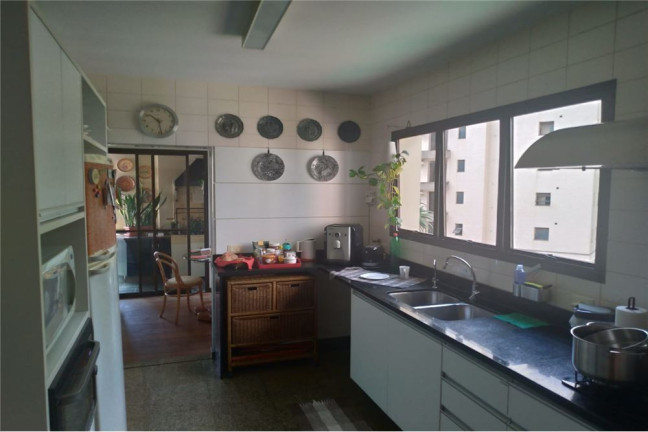 Imagem Imóvel com 4 Quartos à Venda,  em Vila Suzana - São Paulo
