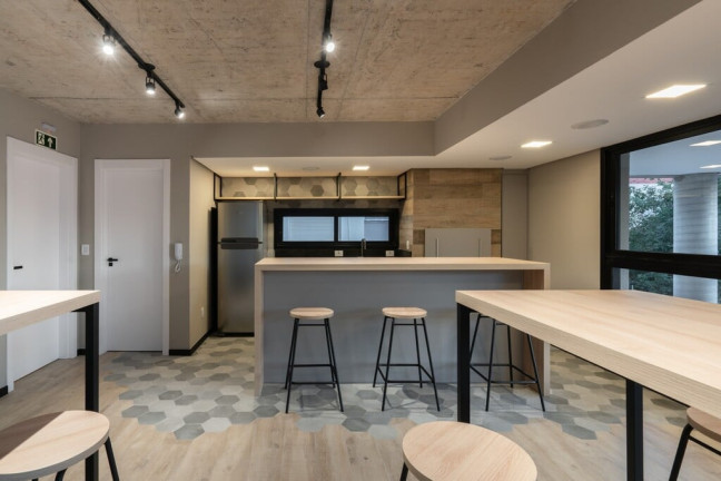 Imagem Apartamento com 1 Quarto à Venda, 43 m² em Menino Deus - Porto Alegre