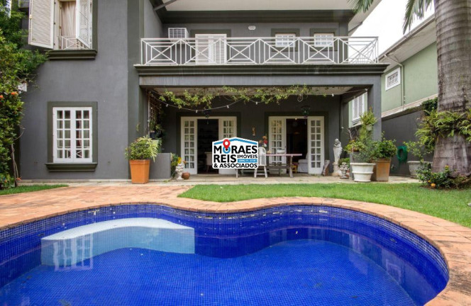 Casa com 4 Quartos à Venda, 647 m² em Jardim Leonor - São Paulo