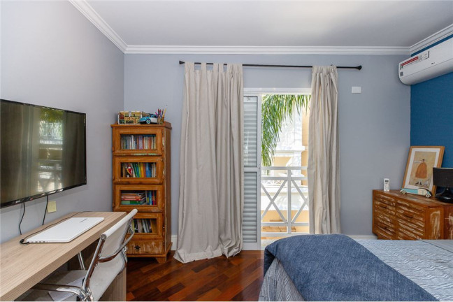 Imagem Casa com 4 Quartos à Venda, em Campo Belo - São Paulo Imagem Casa com 4 Quartos à Venda, em Campo Belo - São Paulo