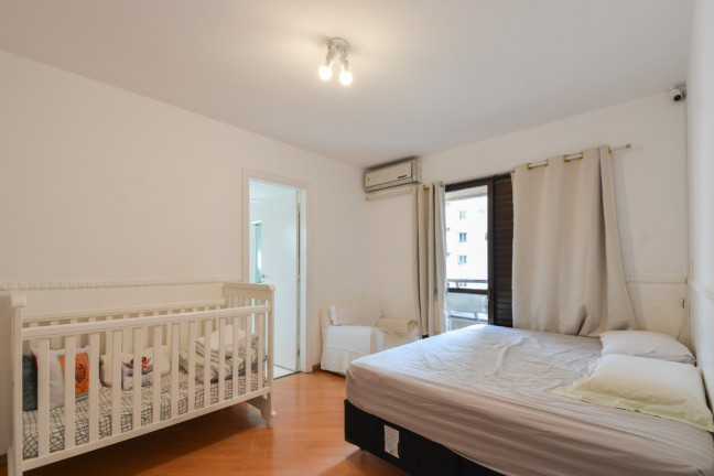 Imagem Apartamento com 4 Quartos à Venda, 379 m² em Pacaembu - São Paulo Imagem Apartamento com 4 Quartos à Venda, 379 m² em Pacaembu - São Paulo