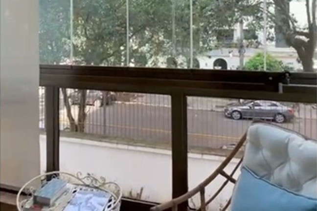 Imagem Imóvel com 3 Quartos à Venda, 240 m² em Campo Belo - São Paulo