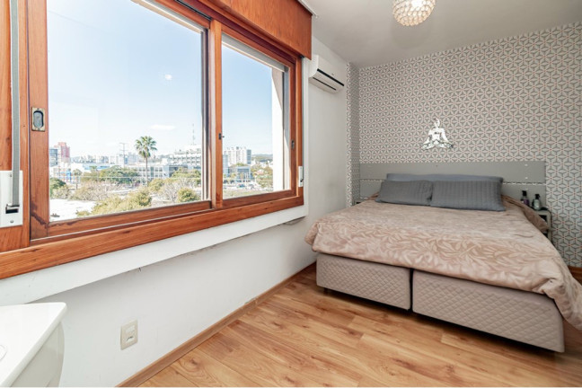 Imagem Apartamento com 2 Quartos à Venda, 64 m² em Menino Deus - Porto Alegre