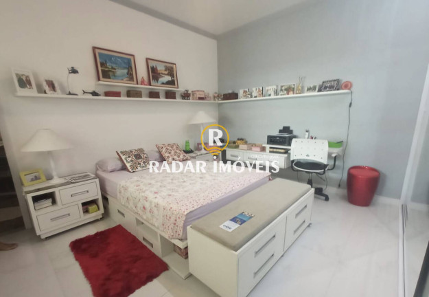 Imagem Casa com 5 Quartos à Venda, 250 m² em Recanto Das Dunas - Cabo Frio