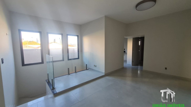 Imagem Imóvel com 3 Quartos para Alugar, 190 m² em Centro - Bragança Paulista