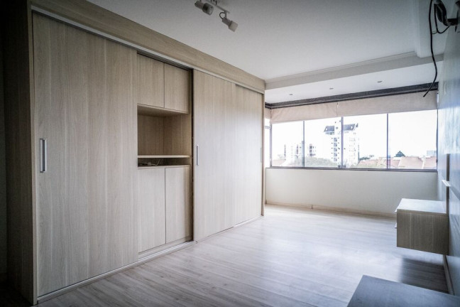 Imagem Cobertura com 3 Quartos à Venda, 255 m² em Jardim Itu - Porto Alegre