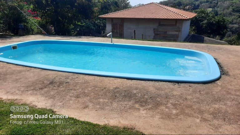 Chácara com 2 Quartos à Venda, 250 m² em Portão - Atibaia