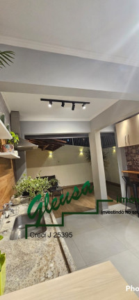 Imagem Sobrado com 3 Quartos à Venda, 180 m² em Vila Mazzei - São Paulo