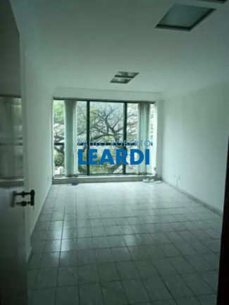 Sala Comercial à Venda, 20 m² em Centro - Santo André