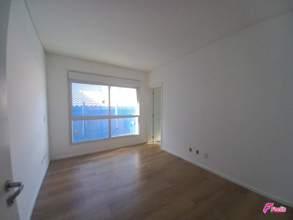 Imagem Casa com 3 Quartos à Venda, 187 m² em Rio Tavares - Florianópolis Imagem Casa com 3 Quartos à Venda, 187 m² em Rio Tavares - Florianópolis