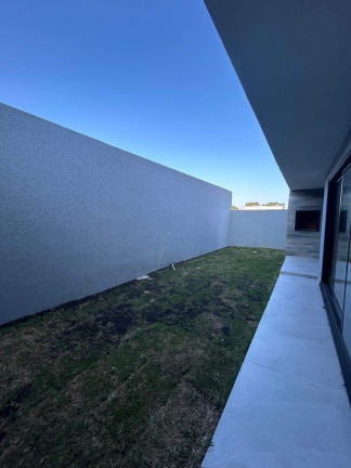 Imagem Sobrado com 3 Quartos à Venda, 187 m² em Jardim Das Américas - Campo Largo
