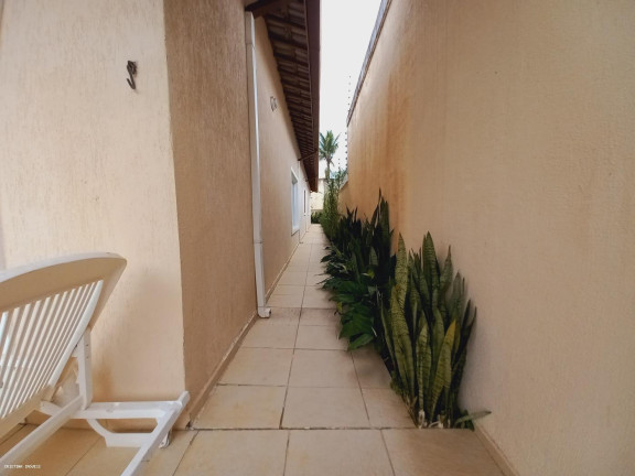 Imagem Casa com 5 Quartos à Venda, 462 m² em Jardim Virgínia - Guarujá Imagem Casa com 5 Quartos à Venda, 462 m² em Jardim Virgínia - Guarujá