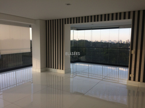 Apartamento com 4 Quartos à Venda, 370 m² em Santo Amaro - São Paulo