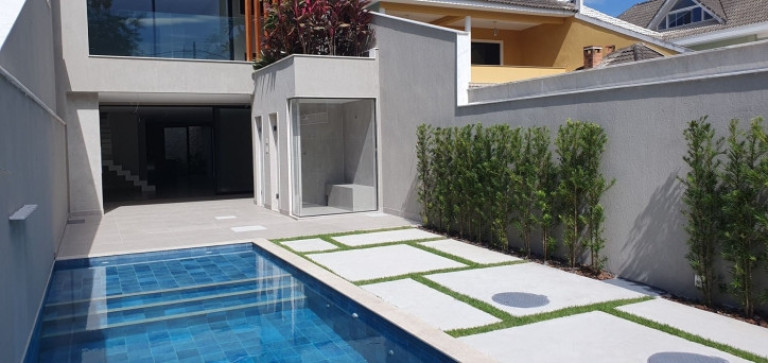 Casa com 4 Quartos à Venda, 320 m² em Barra Da Tijuca - Rio De Janeiro