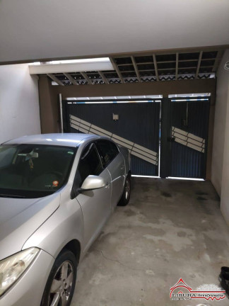 Casa com 3 Quartos à Venda, 194 m² em Cidade Salvador - Jacareí