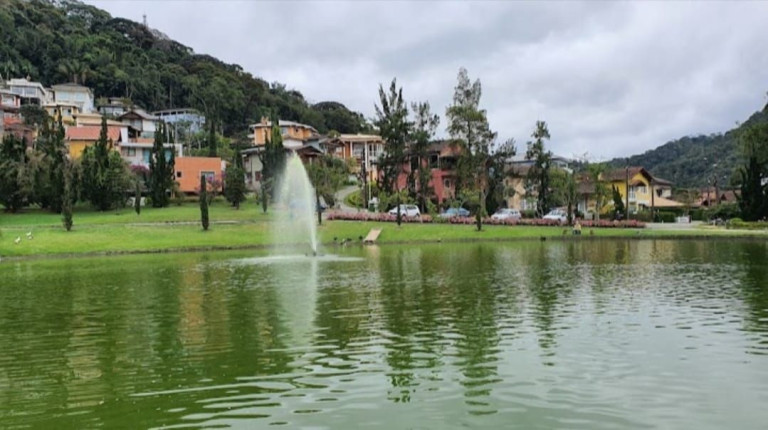 Terreno à Venda, 409 m² em Vargem Grande - Teresópolis